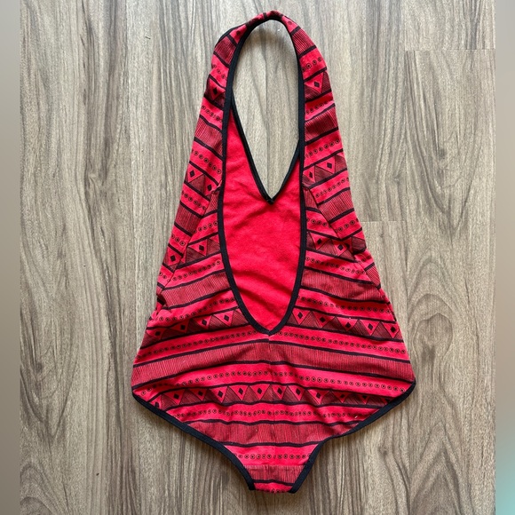 American Apparel bodysuit (L) red and black printed - Picture 3 of 4